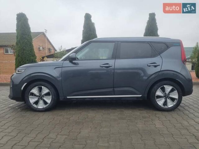 Серый Киа Soul, объемом двигателя 0 л и пробегом 110 тыс. км за 17200 $, фото 1 на Automoto.ua