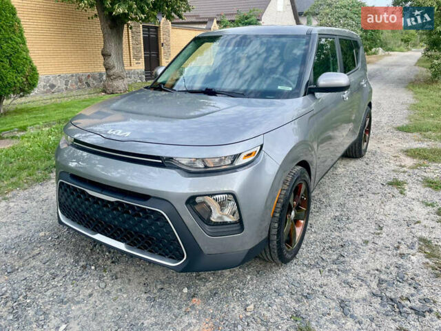 Серый Киа Soul, объемом двигателя 2 л и пробегом 125 тыс. км за 13900 $, фото 1 на Automoto.ua
