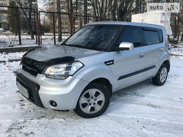 Сірий Кіа Soul, об'ємом двигуна 1.6 л та пробігом 160 тис. км за 7999 $, фото 1 на Automoto.ua