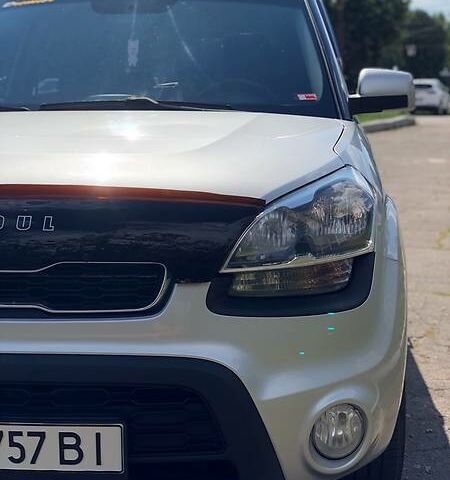 Сірий Кіа Soul, об'ємом двигуна 1.6 л та пробігом 83 тис. км за 10900 $, фото 1 на Automoto.ua