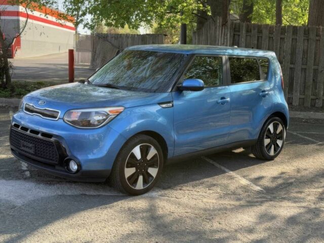 Синий Киа Soul, объемом двигателя 2 л и пробегом 77 тыс. км за 2200 $, фото 1 на Automoto.ua