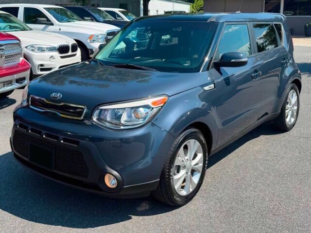 Синий Киа Soul, объемом двигателя 2 л и пробегом 99 тыс. км за 1989 $, фото 1 на Automoto.ua