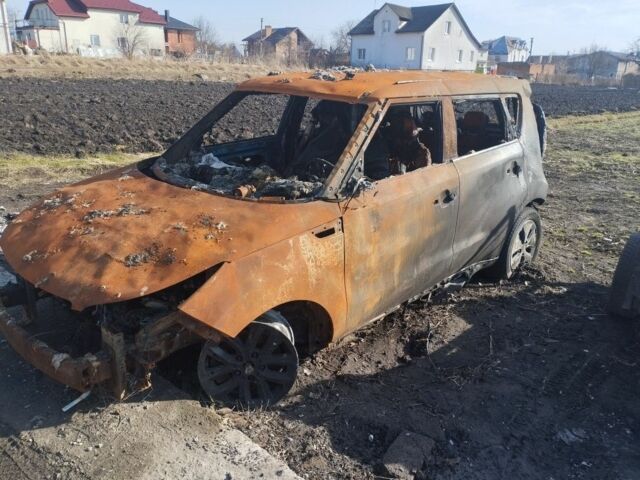 Синій Кіа Soul, об'ємом двигуна 0 л та пробігом 100 тис. км за 500 $, фото 1 на Automoto.ua