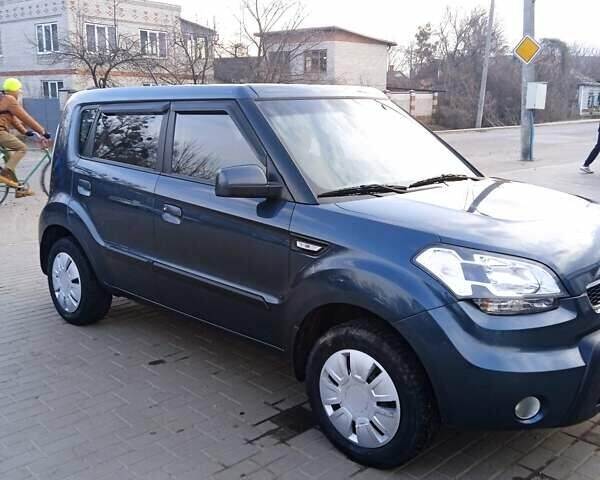 Синий Киа Soul, объемом двигателя 1.6 л и пробегом 140 тыс. км за 6100 $, фото 1 на Automoto.ua