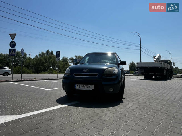 Синий Киа Soul, объемом двигателя 1.6 л и пробегом 215 тыс. км за 7200 $, фото 1 на Automoto.ua