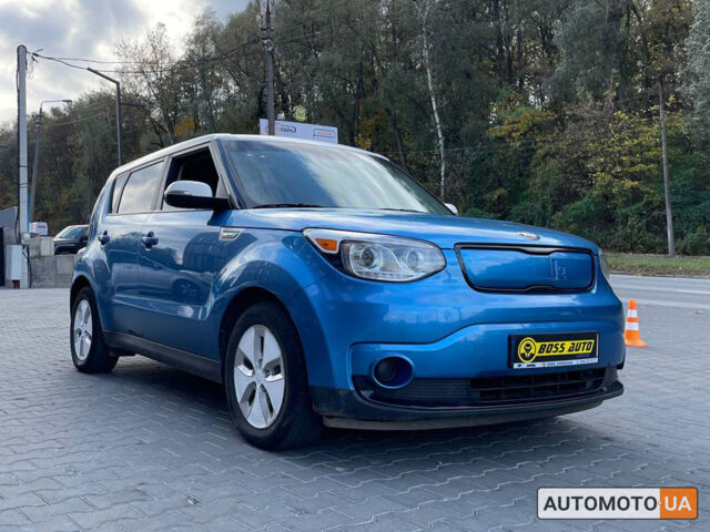 Синій Кіа Soul, об'ємом двигуна 27 л та пробігом 185 тис. км за 9500 $, фото 1 на Automoto.ua