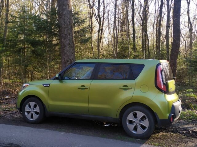 Зелений Кіа Soul, об'ємом двигуна 1.6 л та пробігом 72 тис. км за 8990 $, фото 1 на Automoto.ua