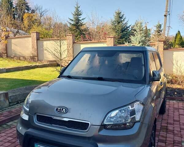 Зелений Кіа Soul, об'ємом двигуна 1.59 л та пробігом 44 тис. км за 10000 $, фото 1 на Automoto.ua