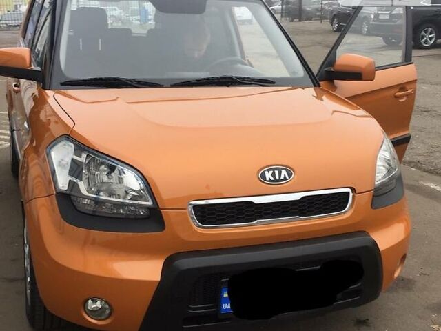 Оранжевый Киа Soul, объемом двигателя 1.6 л и пробегом 114 тыс. км за 7000 $, фото 1 на Automoto.ua