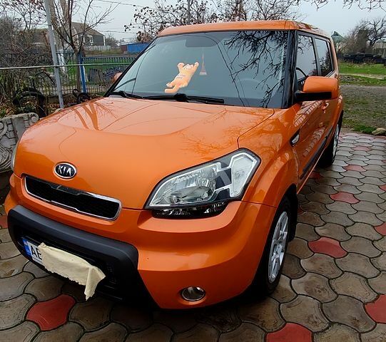 Оранжевый Киа Soul, объемом двигателя 1.6 л и пробегом 172 тыс. км за 6900 $, фото 1 на Automoto.ua