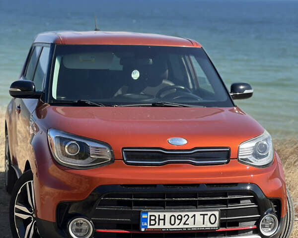 Оранжевый Киа Soul, объемом двигателя 1.6 л и пробегом 88 тыс. км за 14500 $, фото 1 на Automoto.ua