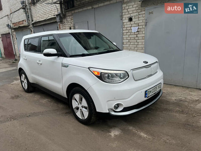 Белый Киа Soul EV, объемом двигателя 0 л и пробегом 102 тыс. км за 5300 $, фото 1 на Automoto.ua