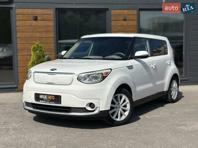 Белый Киа Soul EV, объемом двигателя 0 л и пробегом 150 тыс. км за 6150 $, фото 1 на Automoto.ua