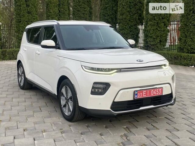 Білий Кіа Soul EV, об'ємом двигуна 0 л та пробігом 33 тис. км за 20950 $, фото 1 на Automoto.ua