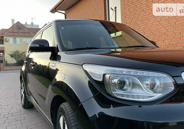 Чорний Кіа Soul EV, об'ємом двигуна 0 л та пробігом 69 тис. км за 11490 $, фото 1 на Automoto.ua