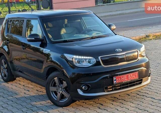 Чорний Кіа Soul EV, об'ємом двигуна 0 л та пробігом 117 тис. км за 6700 $, фото 1 на Automoto.ua