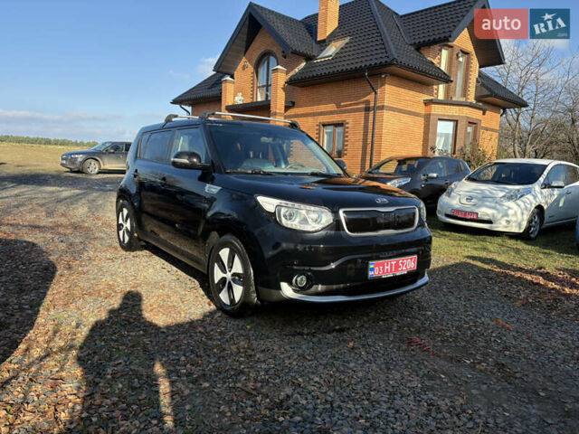 Черный Киа Soul EV, объемом двигателя 0 л и пробегом 96 тыс. км за 5900 $, фото 1 на Automoto.ua