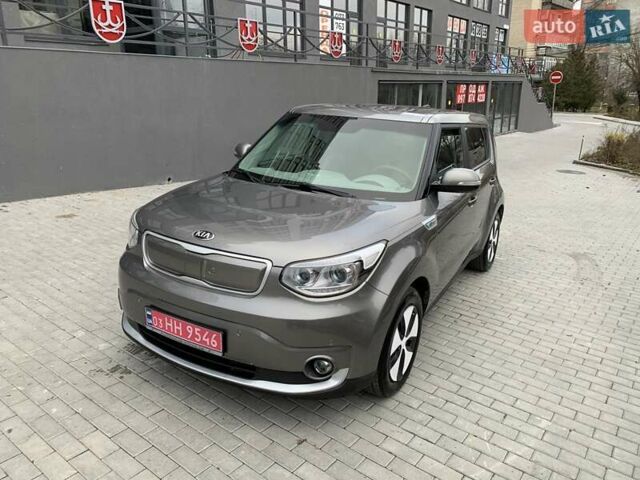 Коричневый Киа Soul EV, объемом двигателя 0 л и пробегом 120 тыс. км за 6950 $, фото 1 на Automoto.ua