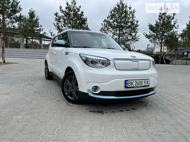 Кіа Soul EV, об'ємом двигуна 0 л та пробігом 125 тис. км за 8499 $, фото 1 на Automoto.ua