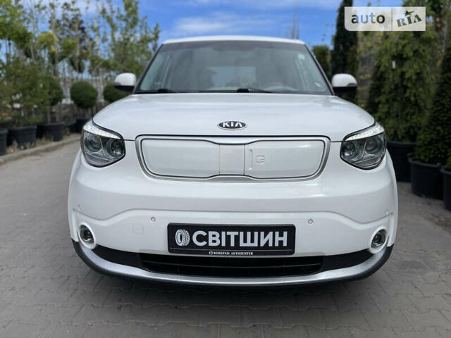 Кіа Soul EV, об'ємом двигуна 0 л та пробігом 100 тис. км за 7999 $, фото 1 на Automoto.ua