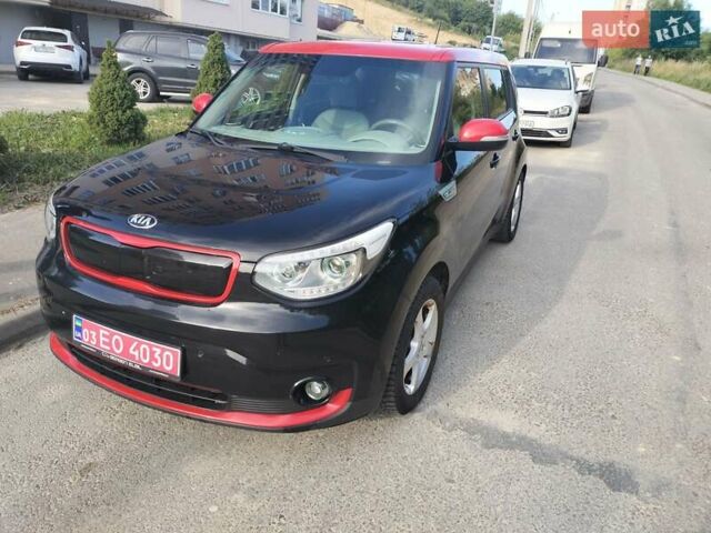 Киа Soul EV, объемом двигателя 0 л и пробегом 112 тыс. км за 6000 $, фото 1 на Automoto.ua
