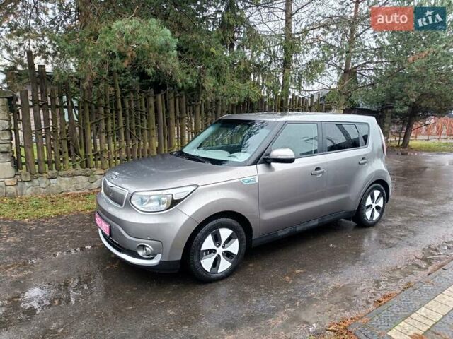 Сірий Кіа Soul EV, об'ємом двигуна 0 л та пробігом 142 тис. км за 6900 $, фото 1 на Automoto.ua