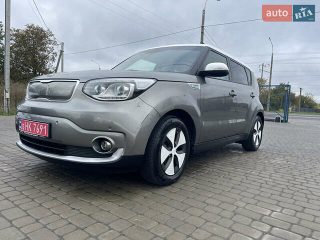 Серый Киа Soul EV, объемом двигателя 0 л и пробегом 110 тыс. км за 5950 $, фото 1 на Automoto.ua