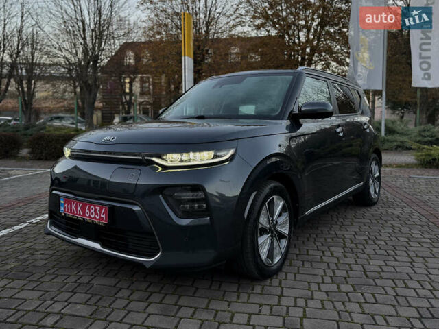 Киа Soul EV 2020 в Луцке на Automoto.ua Серый Киа Soul EV, объемом двигателя 0 л и пробегом 47 тыс. км за 20990 $, фото 1 на Automoto.ua
