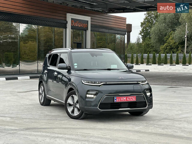 Серый Киа Soul EV, объемом двигателя 0 л и пробегом 128 тыс. км за 16500 $, фото 1 на Automoto.ua