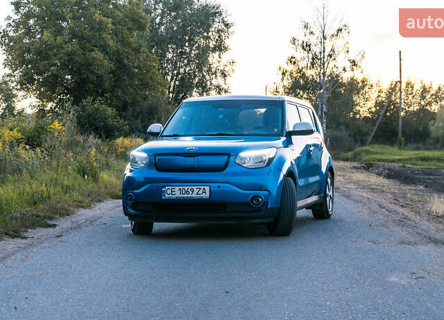 Синий Киа Soul EV, объемом двигателя 0 л и пробегом 165 тыс. км за 7500 $, фото 1 на Automoto.ua