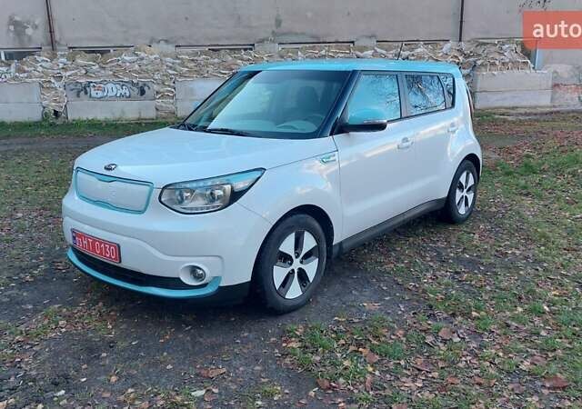 Синій Кіа Soul EV, об'ємом двигуна 0 л та пробігом 97 тис. км за 5250 $, фото 1 на Automoto.ua
