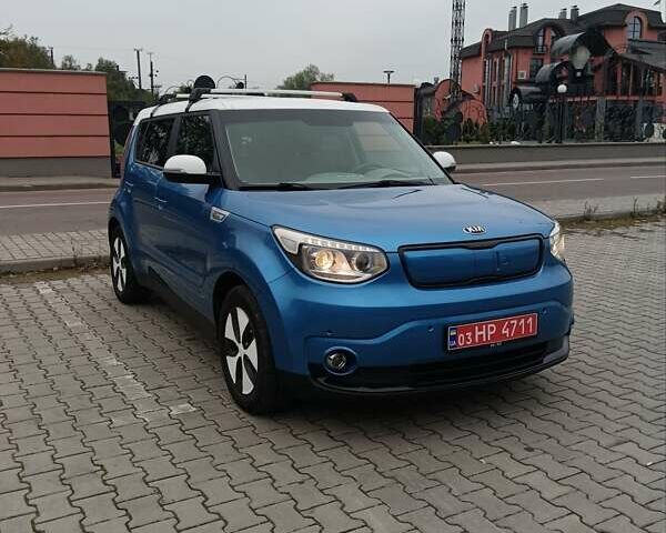 Синий Киа Soul EV, объемом двигателя 0 л и пробегом 108 тыс. км за 6700 $, фото 1 на Automoto.ua