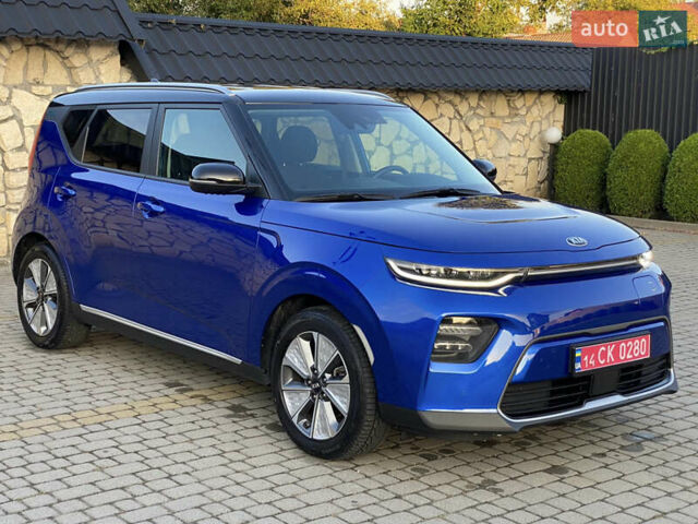 Синий Киа Soul EV, объемом двигателя 0 л и пробегом 47 тыс. км за 19299 $, фото 1 на Automoto.ua