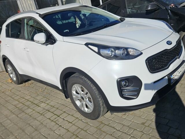 Белый Киа Sportage, объемом двигателя 1.7 л и пробегом 165 тыс. км за 14500 $, фото 1 на Automoto.ua