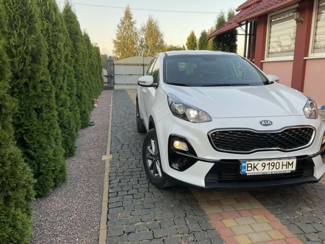 Білий Кіа Sportage, об'ємом двигуна 0.16 л та пробігом 39 тис. км за 21500 $, фото 1 на Automoto.ua