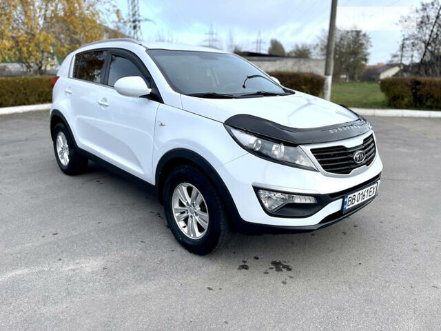 Білий Кіа Sportage, об'ємом двигуна 1.7 л та пробігом 130 тис. км за 11900 $, фото 1 на Automoto.ua