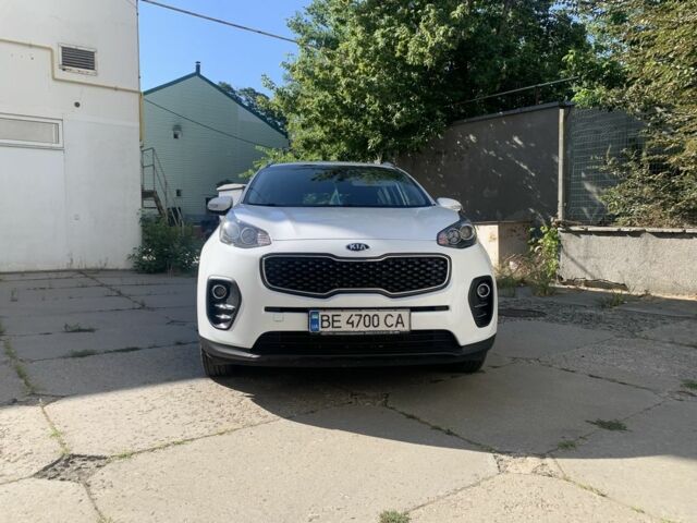 Білий Кіа Sportage, об'ємом двигуна 1.7 л та пробігом 124 тис. км за 15976 $, фото 1 на Automoto.ua