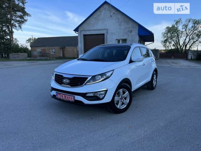 Білий Кіа Sportage, об'ємом двигуна 1.7 л та пробігом 148 тис. км за 13500 $, фото 1 на Automoto.ua