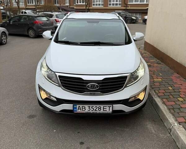 Белый Киа Sportage, объемом двигателя 2 л и пробегом 280 тыс. км за 10900 $, фото 1 на Automoto.ua