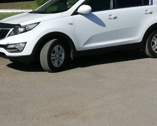Білий Кіа Sportage, об'ємом двигуна 1.69 л та пробігом 142 тис. км за 11500 $, фото 1 на Automoto.ua
