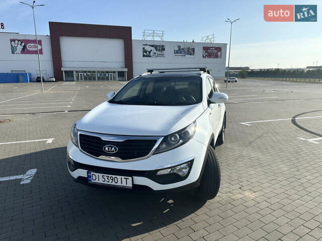 Білий Кіа Sportage, об'ємом двигуна 2 л та пробігом 258 тис. км за 13500 $, фото 1 на Automoto.ua