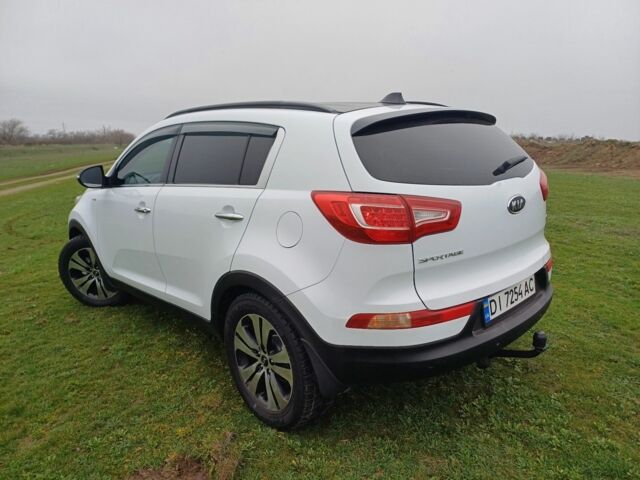 Білий Кіа Sportage, об'ємом двигуна 2 л та пробігом 3 тис. км за 13500 $, фото 1 на Automoto.ua