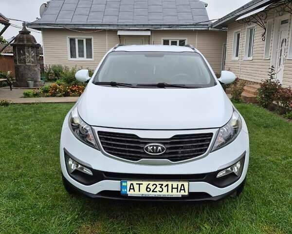 Білий Кіа Sportage, об'ємом двигуна 1.69 л та пробігом 98 тис. км за 13300 $, фото 1 на Automoto.ua