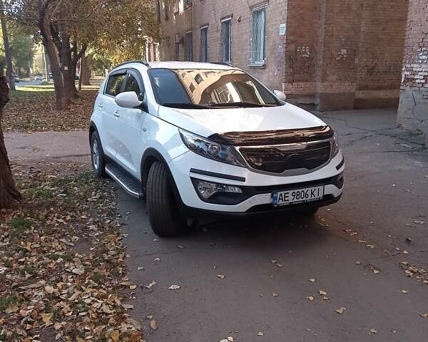 Белый Киа Sportage, объемом двигателя 2 л и пробегом 170 тыс. км за 12500 $, фото 1 на Automoto.ua