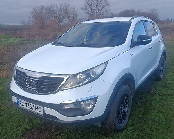 Білий Кіа Sportage, об'ємом двигуна 2 л та пробігом 173 тис. км за 11000 $, фото 1 на Automoto.ua