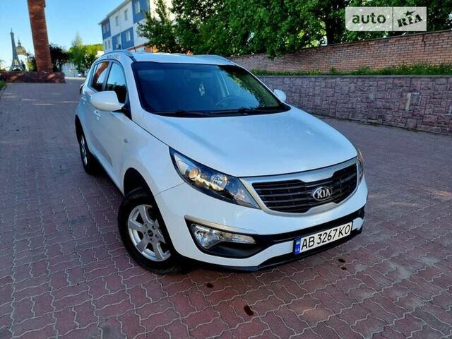 Білий Кіа Sportage, об'ємом двигуна 1.69 л та пробігом 190 тис. км за 11999 $, фото 1 на Automoto.ua