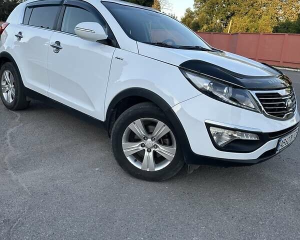 Белый Киа Sportage, объемом двигателя 2 л и пробегом 157 тыс. км за 13800 $, фото 1 на Automoto.ua