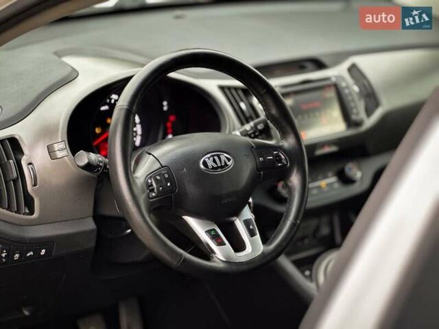 Белый Киа Sportage, объемом двигателя 1.7 л и пробегом 232 тыс. км за 14500 $, фото 1 на Automoto.ua