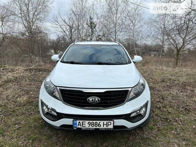 Белый Киа Sportage, объемом двигателя 1.7 л и пробегом 96 тыс. км за 12500 $, фото 1 на Automoto.ua