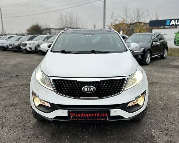 Белый Киа Sportage, объемом двигателя 1.6 л и пробегом 171 тыс. км за 13800 $, фото 1 на Automoto.ua